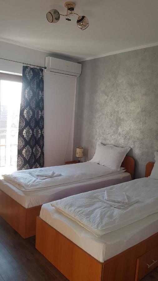 Apartament Teo Caransebeş Dış mekan fotoğraf